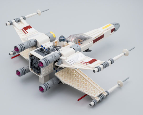 LEGO Star Wars 75301 Luke Skywalker X-wing Fighter