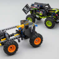 LEGO Technic 42118 Monster Jam Grave Digger & 42119 Monster Jam Max-D