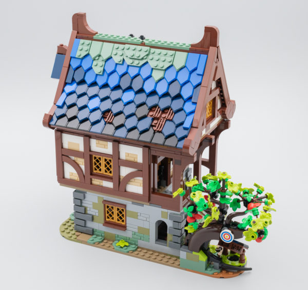 LEGO IDEAS 21325 Medieval Blacksmith