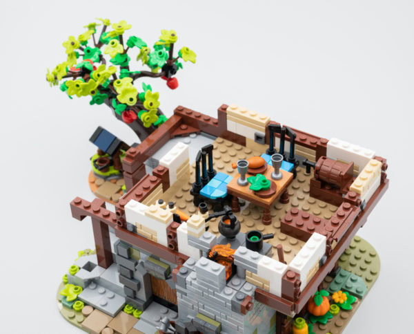 LEGO IDEAS 21325 Medieval Blacksmith