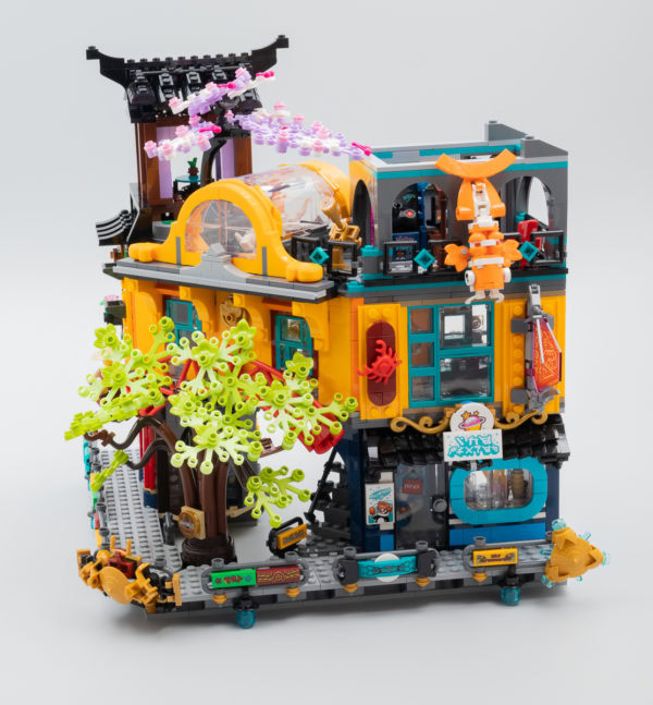 LEGO 71741 Ninjago City Gardens