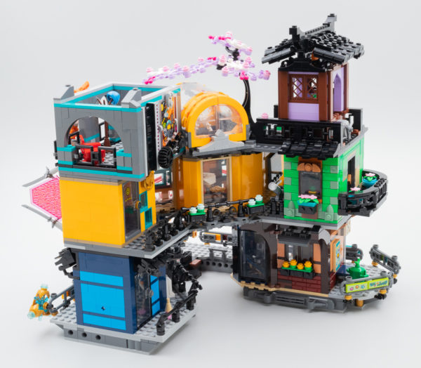 LEGO 71741 Ninjago City Gardens