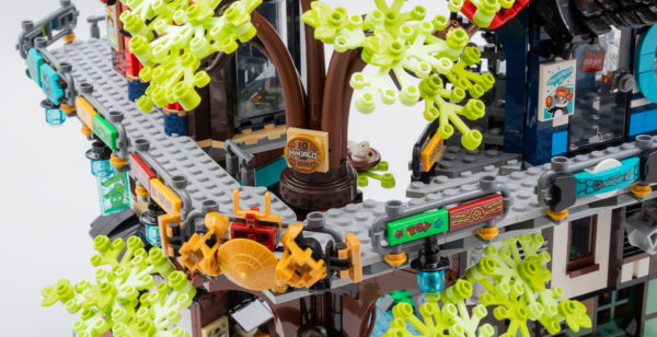 LEGO 71741 Ninjago City Gardens