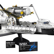 LEGO 10283 NASA Space Shuttle Discovery