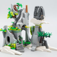 LEGO Monkie Kid 80024 The Legendary Flower Fruit Mountain