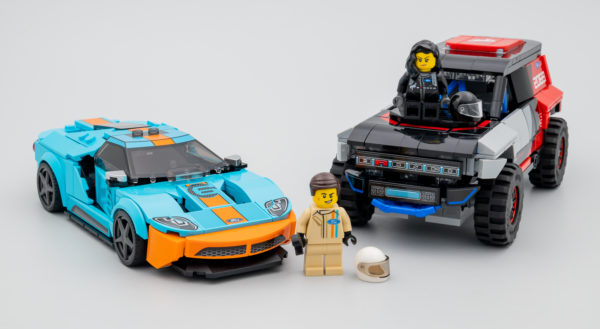 LEGO Speed Champions 76905 Ford GT Heritage Edition and Bronco R LEGO Speed Champions 76905 Ford GT Heritage Edition and Bronco R