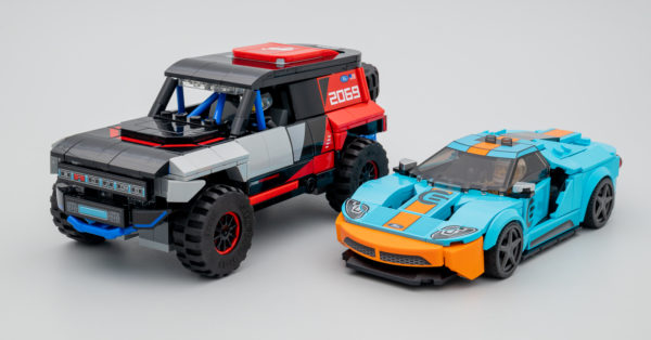 LEGO Speed Champions 76905 Ford GT Heritage Edition and Bronco R LEGO Speed Champions 76905 Ford GT Heritage Edition and Bronco R