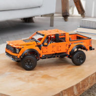 42126 lego technic ford raptor f 150 5