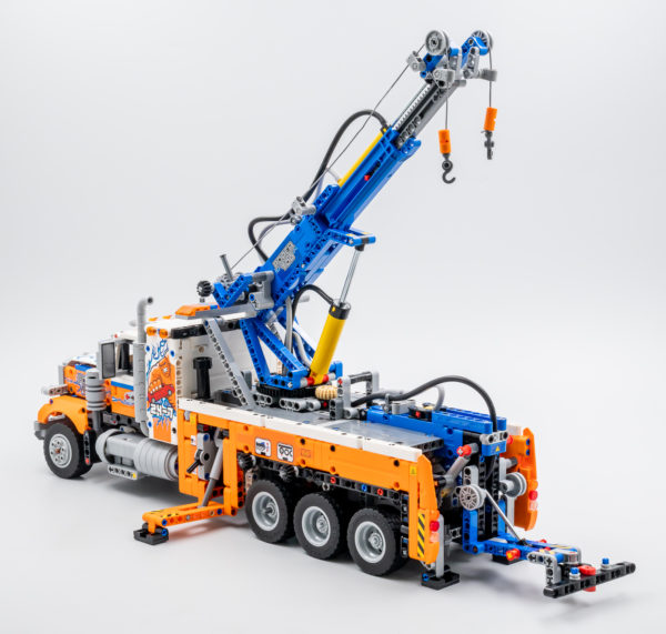 42128 lego technic heavy duty tow truck 9