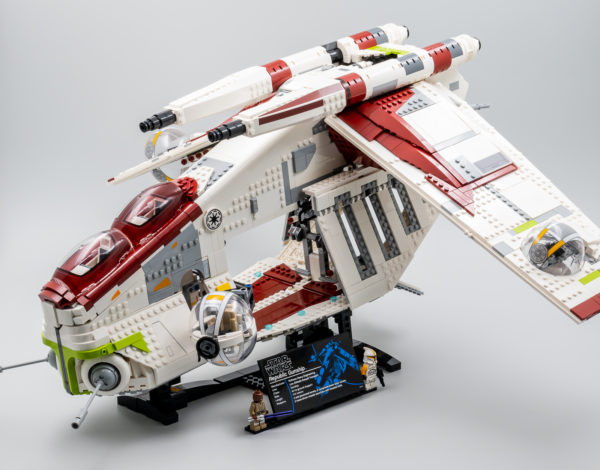 lego starwars 75309 republic gunship 15