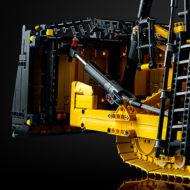 lego technic 42131 cat d11t bulldozer 3