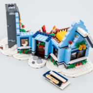 10293 lego winter village santa visit 31