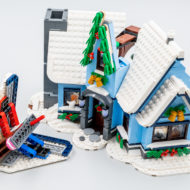 10293 lego winter village santa visit 33