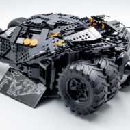 76240 lego dc comics batman matmobile tumbler 22