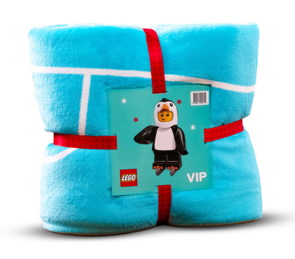 5007023lego vip fleece blanket gwp cyber monday 2021