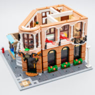 10297 lego modular boutique hotel 9