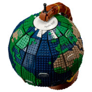 21332 lego ideas the globe 7