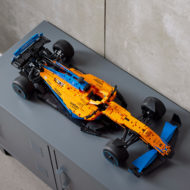 42141 lego technic mclaren formula 1 race car 2