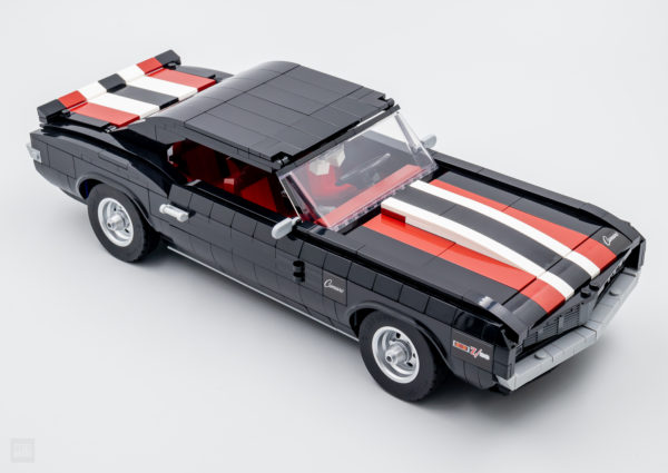 10304 lego icons chevrolet camaro z28 1 1