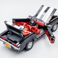 10304 lego icons chevrolet camaro z28 15