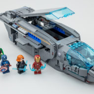 76248 lego marvel avengers quinjet 4