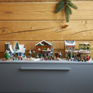 lego icons 10325 alpine lodge winter village 2023 16