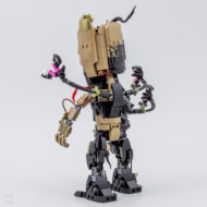 lego marvel 76249 venomised groot 2