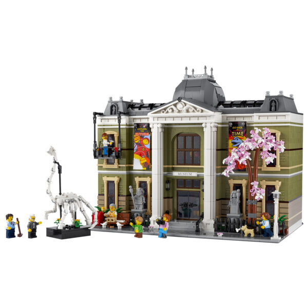 lego icons 10326 natural history museum modular 4