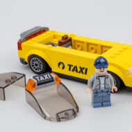 5008076 lego marvel taxi gwp 2023 5