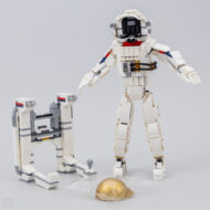 31152 lego creator space astronaut 3