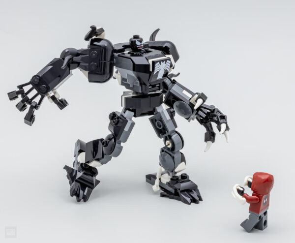 76276 lego marvel venom mech armour vs miles morales 3