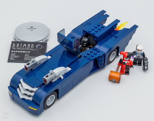 76274 lego dc batman batmobile harley quinn mr freeze 6