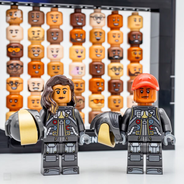 10391 lego pharrell williams over the moon 11