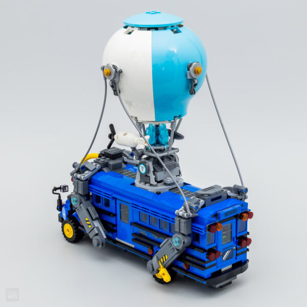 lkego fortnite 77073 battle bus 3