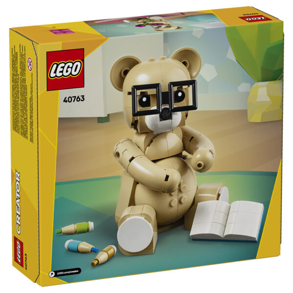 - Petit ours en LEGO avec lunettes, assemble avec des blocs, dans un décor coloré et créatif, parfait pour les fans de construction et de jouets éducatifs.