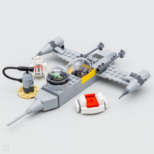 Voyage dans l'espace Lego avec fusée de modélisation interstellaire, figurines d'astronautes, et accessoires technologiques pour une créativité sans limite.