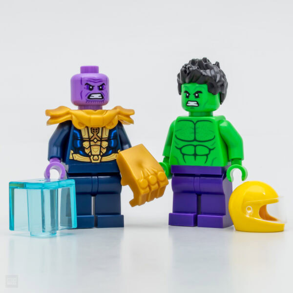 Vérins personnalisés LEGO Marvel Super Heroes - Hulk et Thanos figurines en briques LEGO, accessoires de collection, super-héros, combat, construction, pièces de jeu innovantes.