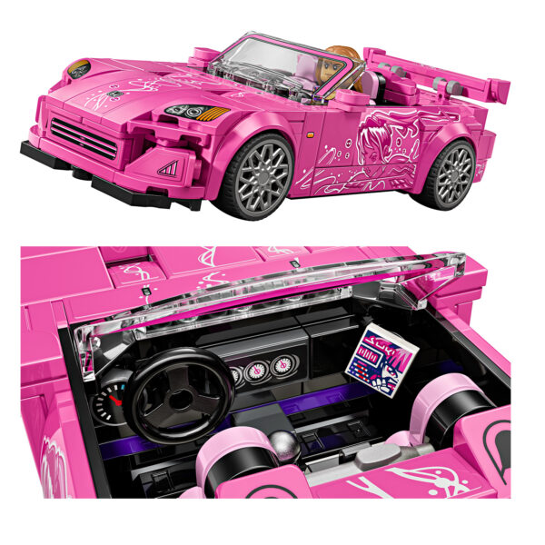 Voiture en briques LEGO à motif rose avec personnage féminin, design de course, porte-cartes et tableau de bord détaillé, idéale pour les fans de LEGO et voitures de sport.