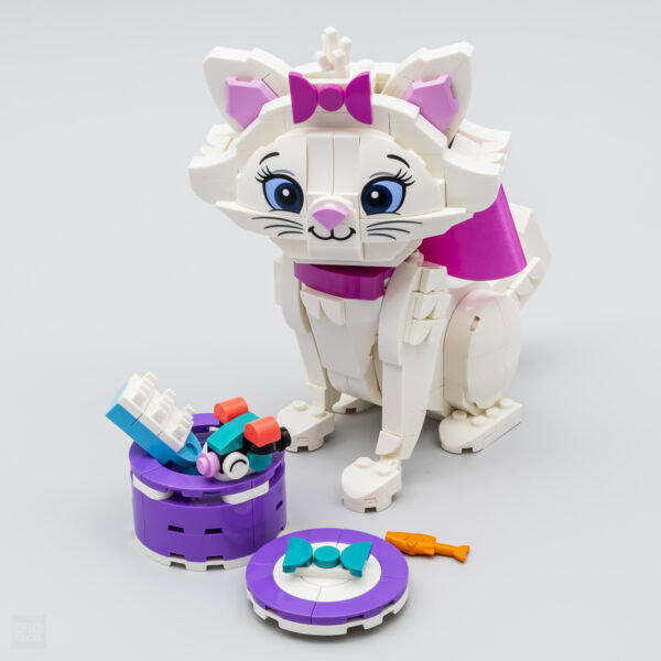 43286 lego disney the aristocats adorable marie review 2