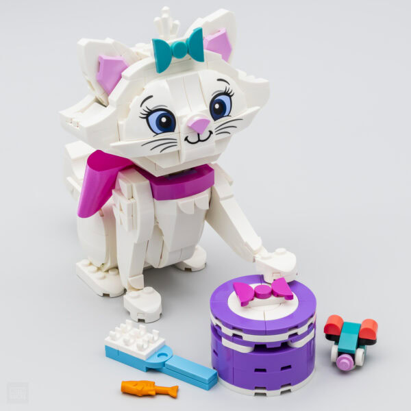43286 lego disney the aristocats adorable marie review 5