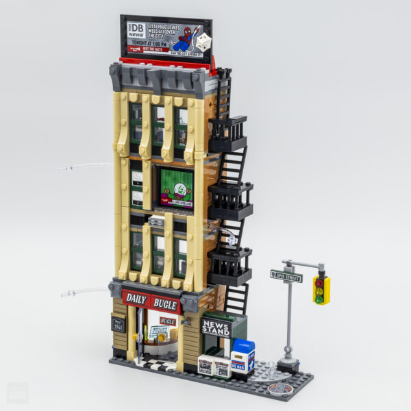76342 lego marvel spider man vs mysterio the daily bugle review 6