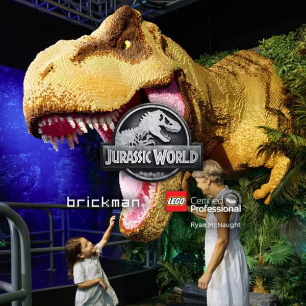 expo jurassic world brickman lego