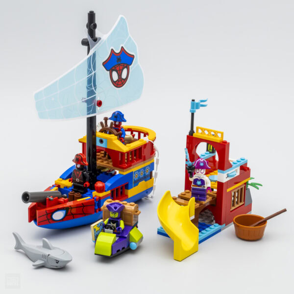 Très vite testé : LEGO Marvel 11208 Team Spidey Pirate Ship