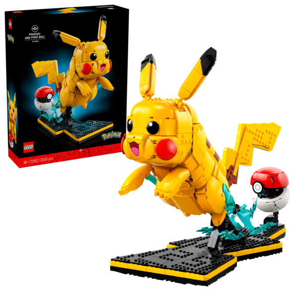 72152 lego pokemon pikachu and poke ball 1