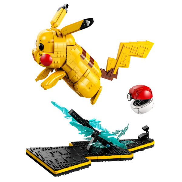 72152 lego pokemon pikachu and poke ball 2