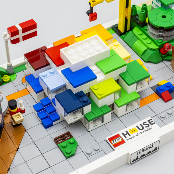 40507 lego house i love billund exclusive review 8