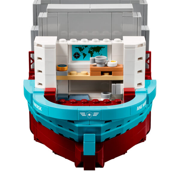 40955 lego maersk dual fuel container vessel 6