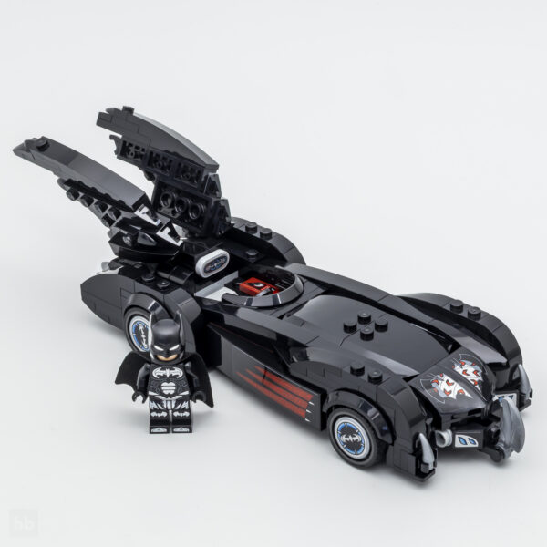 76333 lego dc batman and robin batmobile review 1