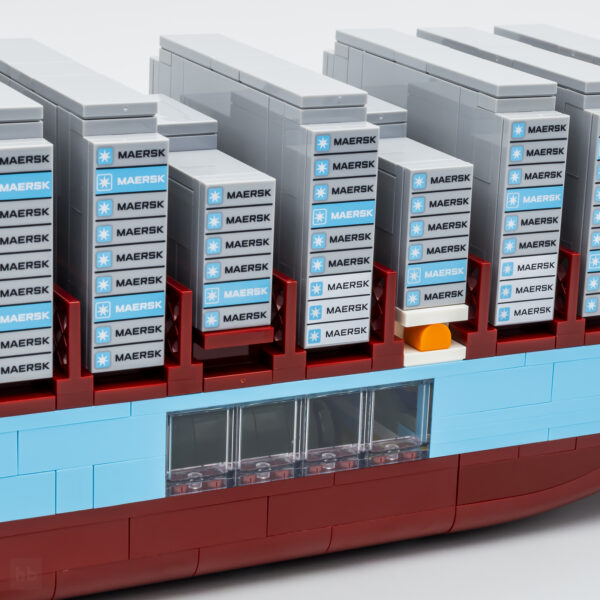 lego 40955 maersk dual fuel container vessel review 10