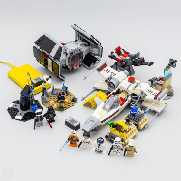 Análisis del caza TIE X Wing de Lego StarWars Smart Play 75421 y 75423 1